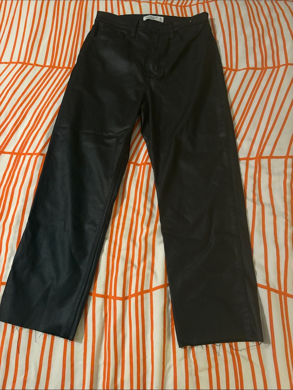 Abercrombie & Fitch Women's 30/10 Short Black Straight Curve Love Jeans